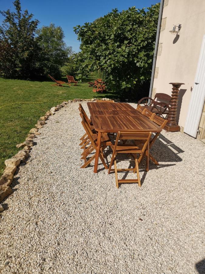 Gîte 4 étoiles avec hébergement insolite - 10 personnes Foussais Esterno foto